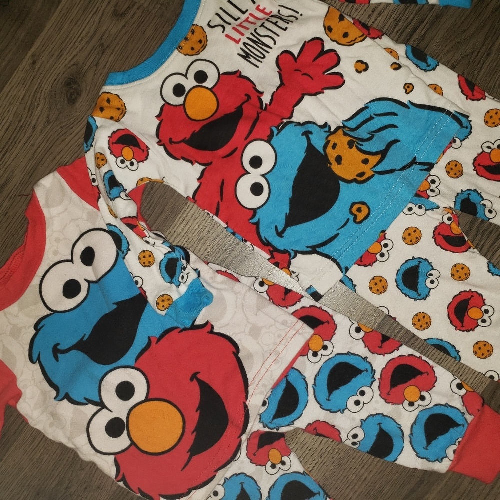 3/$12 🧸 9-12m Snugfit Pajamas/Sesame Street EUC - Picture 3 of 3